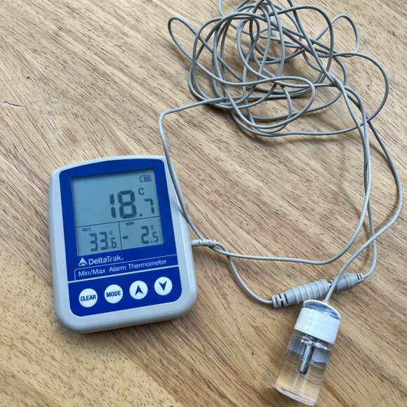 DeltaTrak 12238 Certified Min-Max Alarm Thermometer - Picture 1 of 7